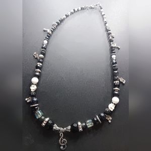 Music note necklace